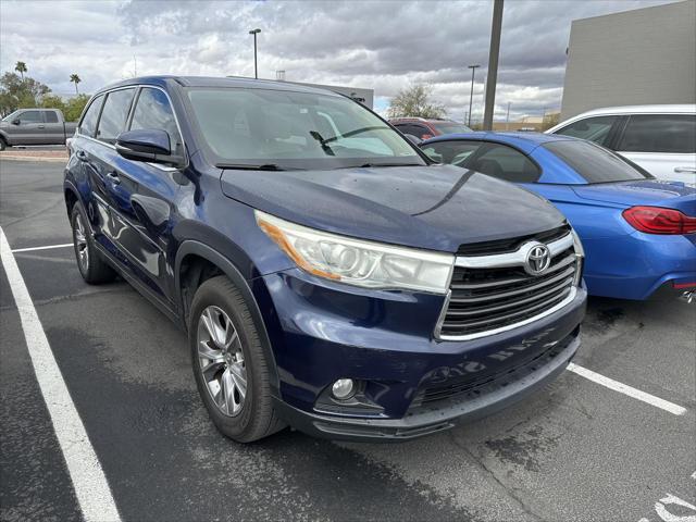 used 2015 Toyota Highlander car, priced at $15,990