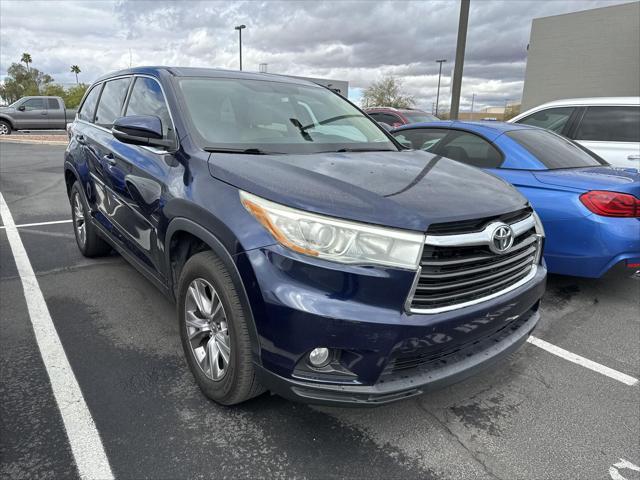 used 2015 Toyota Highlander car, priced at $15,990