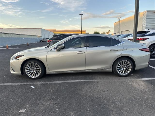 used 2022 Lexus ES 300h car, priced at $42,790