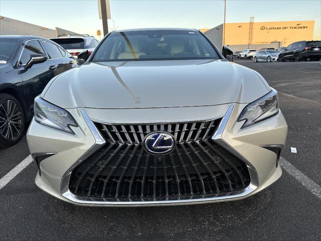 used 2022 Lexus ES 300h car, priced at $42,790