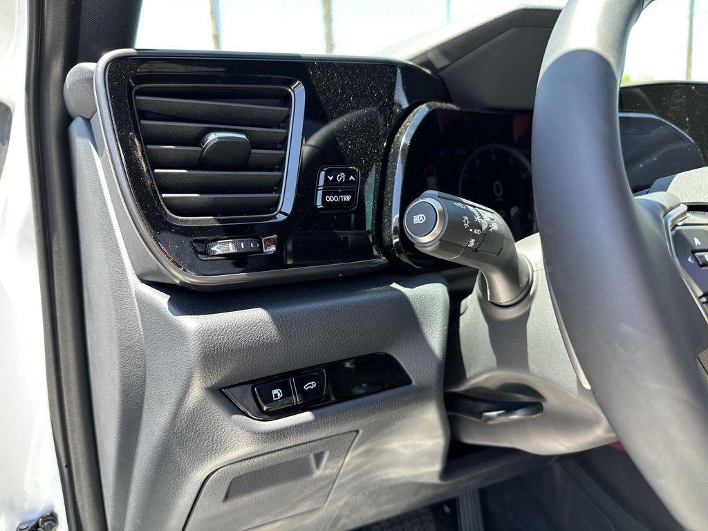 new 2025 Lexus NX 250 car, priced at $45,254