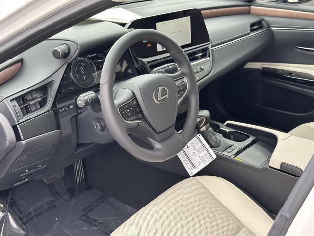 new 2025 Lexus ES 300h car, priced at $49,254