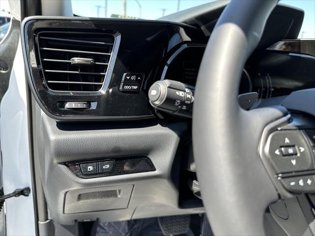 new 2025 Lexus NX 350h car