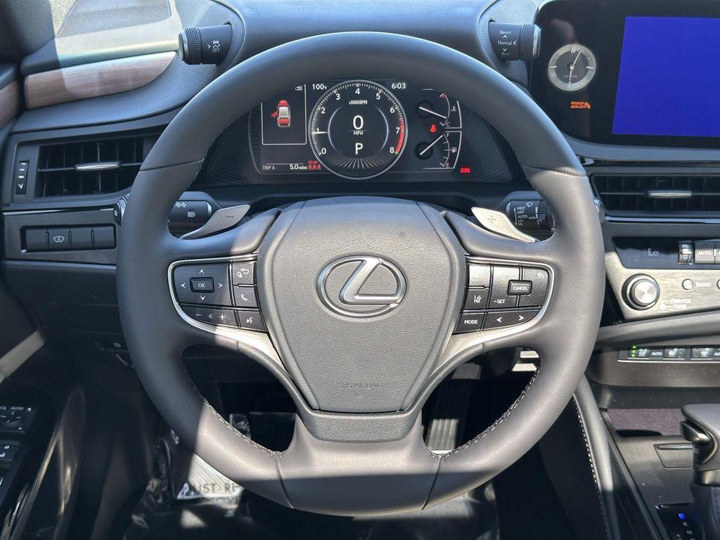 new 2025 Lexus ES 350 car, priced at $51,564