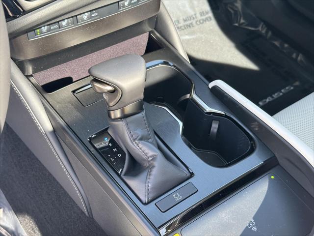 new 2025 Lexus ES 350 car, priced at $51,564