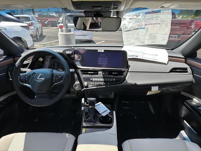 new 2025 Lexus ES 300h car, priced at $50,784
