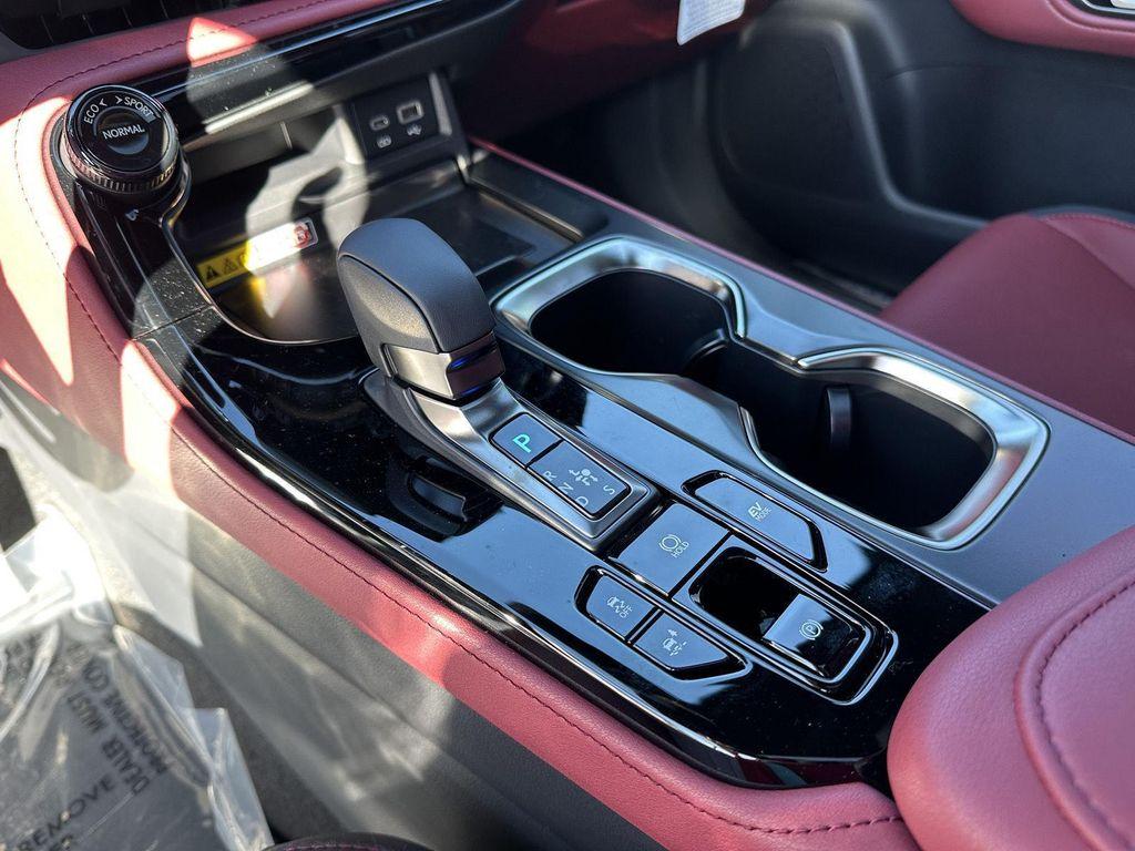 new 2025 Lexus NX 350h car, priced at $55,309
