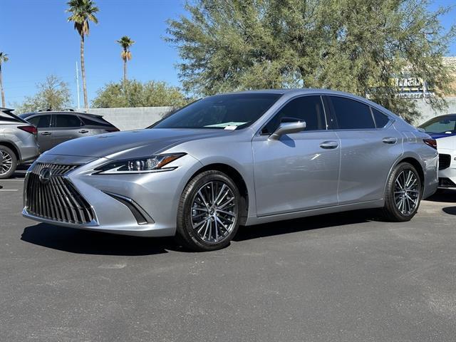 used 2025 Lexus ES 300h car, priced at $45,990