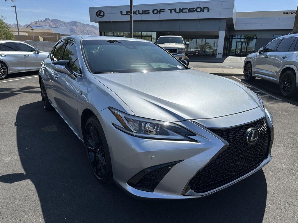 new 2025 Lexus ES 300h car, priced at $52,869