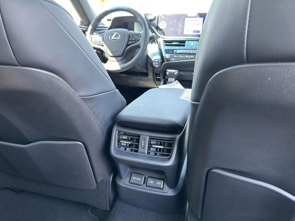 new 2025 Lexus ES 300h car, priced at $52,869