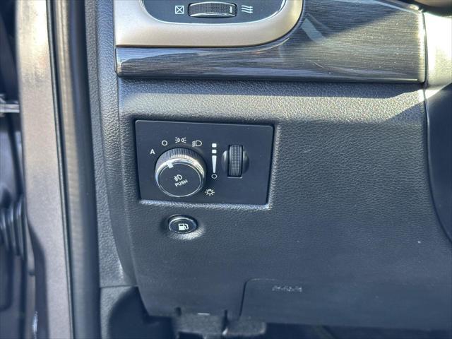 used 2017 Jeep Grand Cherokee car, priced at $16,590