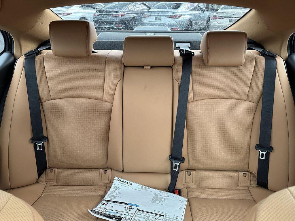 new 2025 Lexus ES 300h car, priced at $51,259