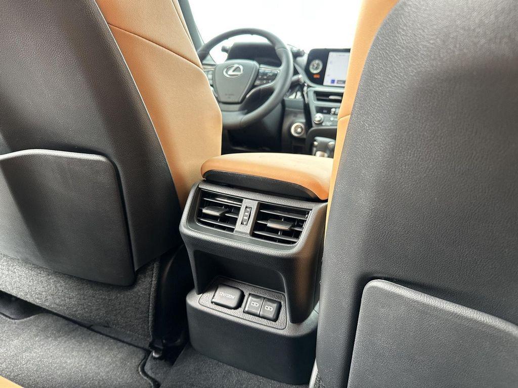 new 2025 Lexus ES 300h car, priced at $51,259