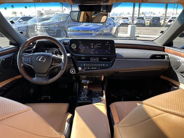 used 2022 Lexus ES 300h car, priced at $35,990