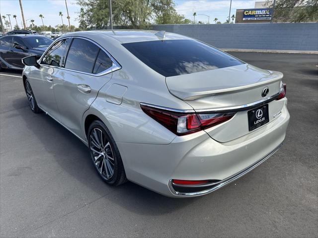 new 2025 Lexus ES 300h car, priced at $50,599