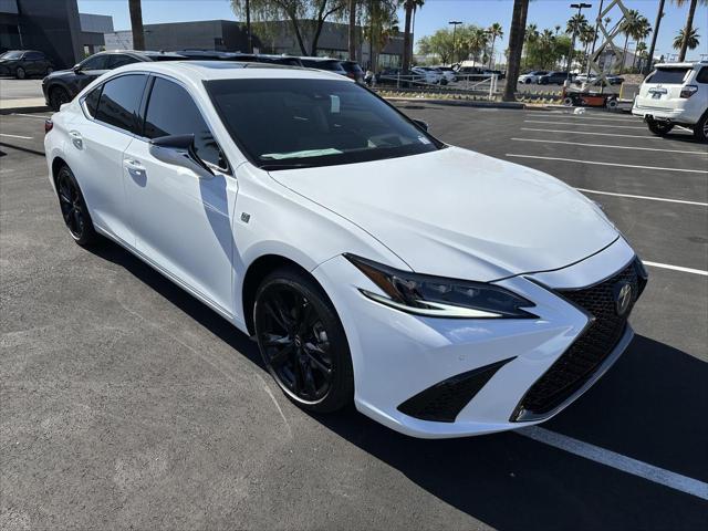 new 2025 Lexus ES 300h car, priced at $52,960