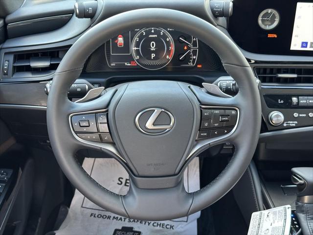new 2025 Lexus ES 350 car, priced at $44,404