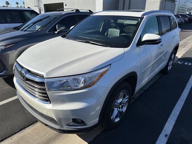 used 2015 Toyota Highlander car, priced at $19,990