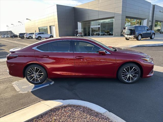 new 2024 Lexus ES 300h car, priced at $48,455