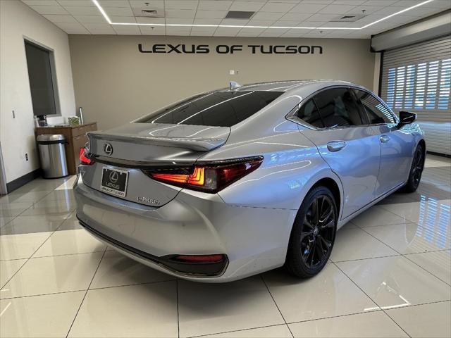 new 2024 Lexus ES 300h car, priced at $55,185