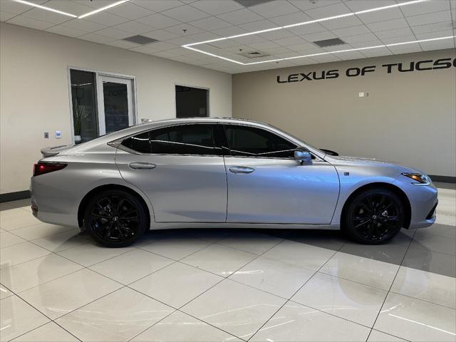 new 2024 Lexus ES 300h car, priced at $55,185