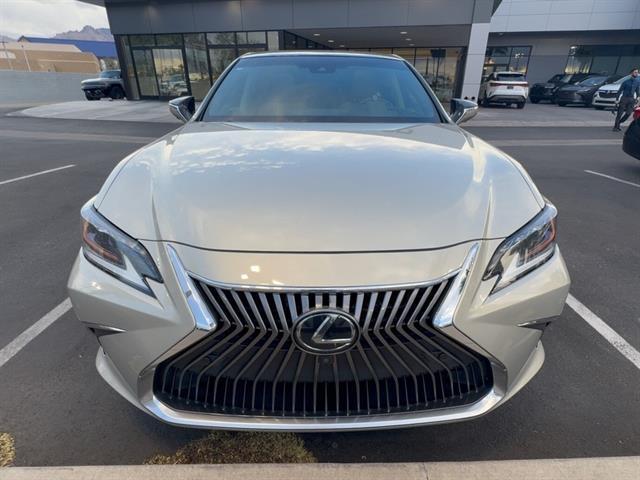 used 2019 Lexus ES 350 car, priced at $34,990