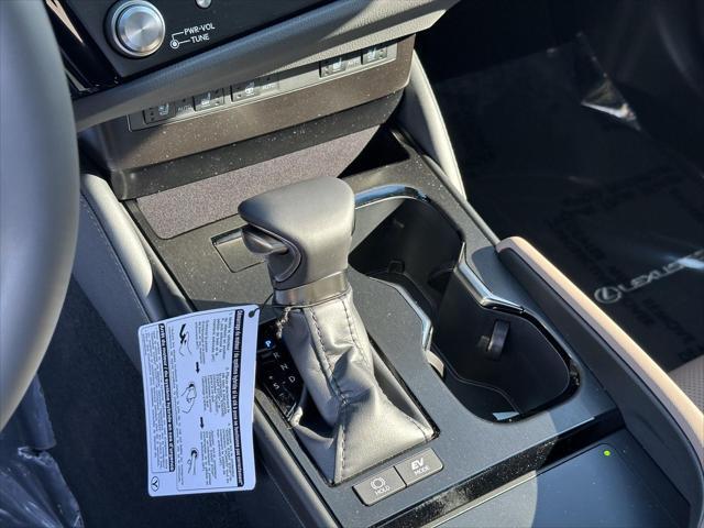 new 2025 Lexus ES 300h car, priced at $51,859
