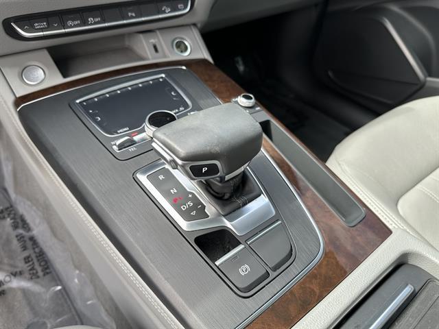used 2020 Audi Q5 car, priced at $23,990