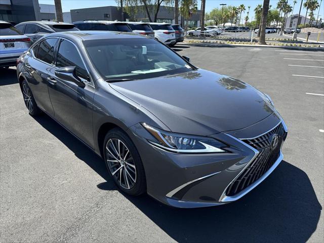 new 2025 Lexus ES 300h car, priced at $51,659