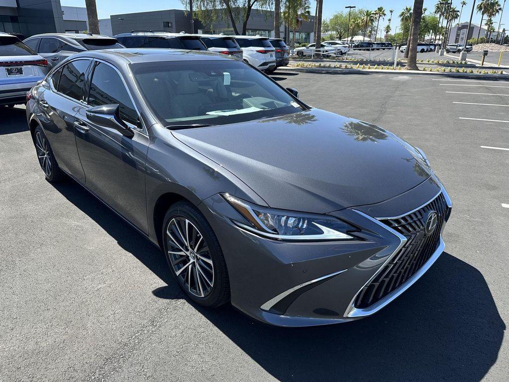 new 2025 Lexus ES 300h car, priced at $51,659