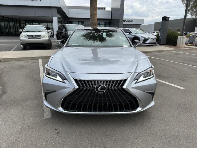 new 2025 Lexus ES 350 car, priced at $55,944