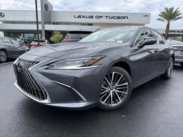 new 2025 Lexus ES 300h car, priced at $53,229