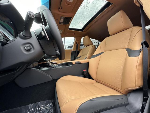 new 2025 Lexus ES 300h car, priced at $53,229