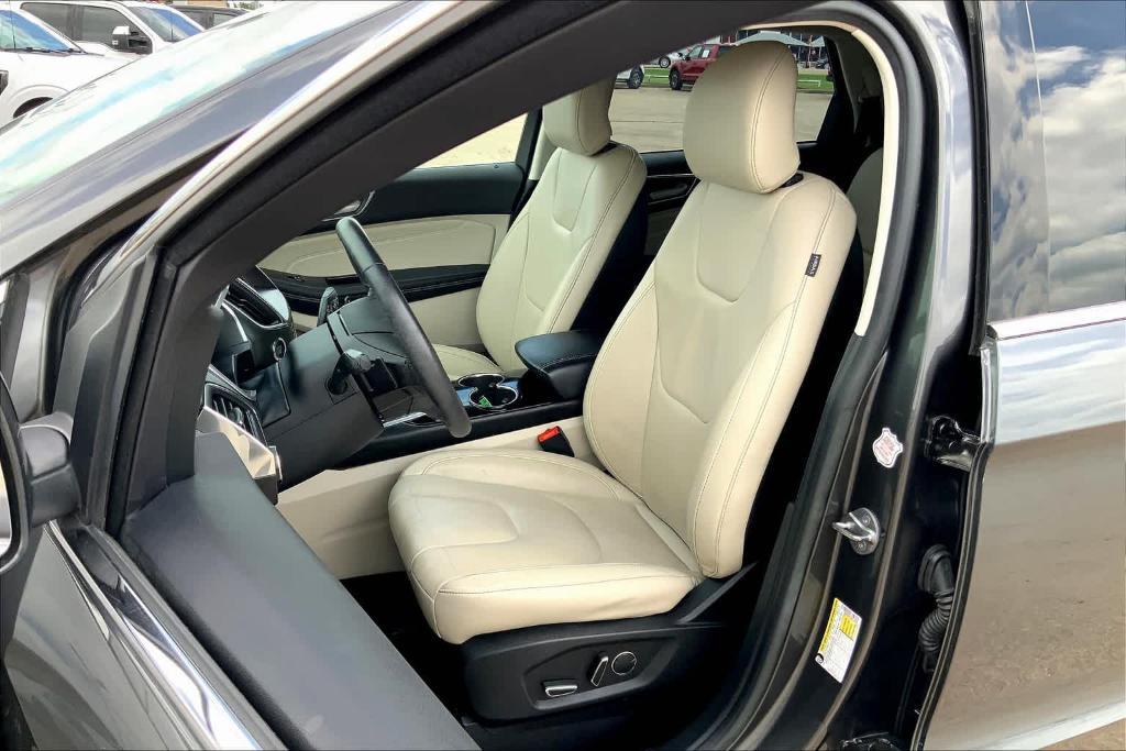 used 2018 Ford Edge car, priced at $230,074