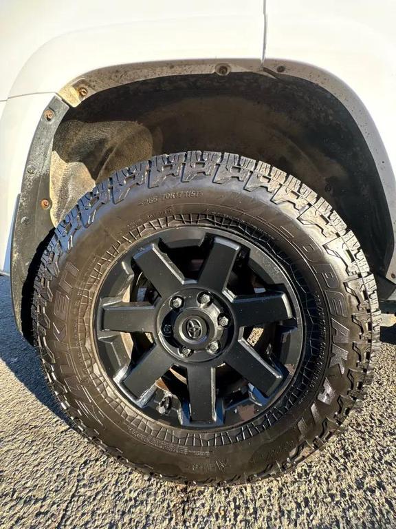 used 2016 Toyota 4Runner car, priced at $24,999