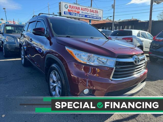 used 2014 Toyota Highlander car, priced at $19,999