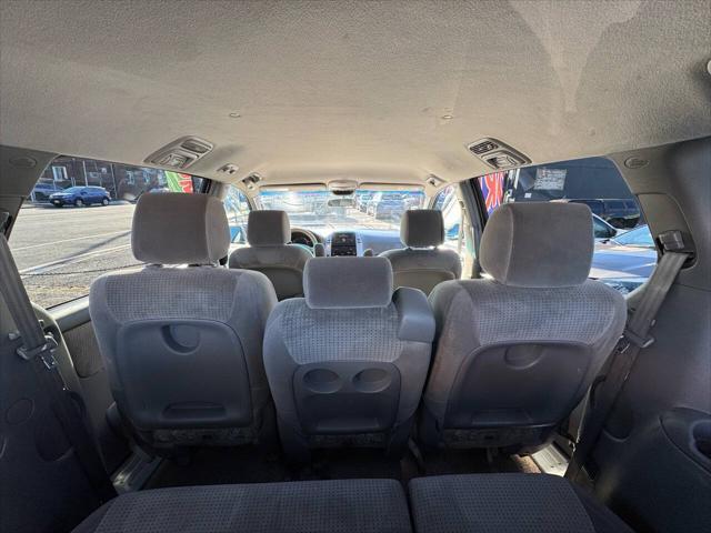 used 2007 Toyota Sienna car, priced at $3,499