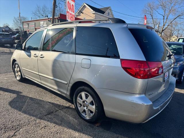 used 2007 Toyota Sienna car, priced at $3,499