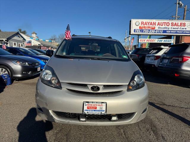 used 2007 Toyota Sienna car, priced at $3,499