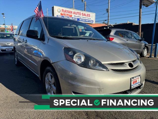 used 2007 Toyota Sienna car, priced at $3,499