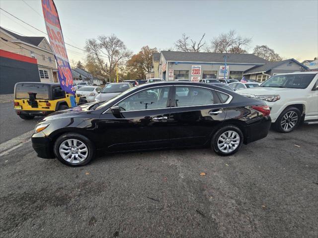 used 2018 Nissan Altima car, priced at $10,999