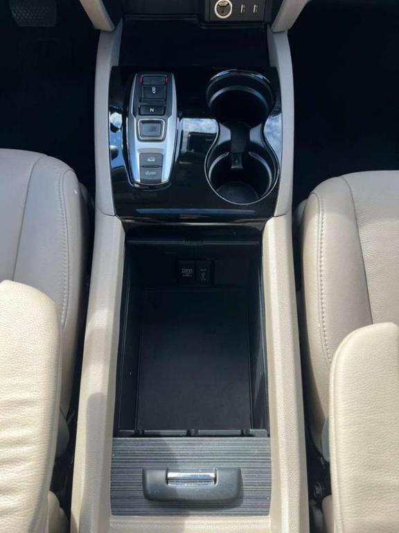 used 2016 Honda Pilot car, priced at $14,499