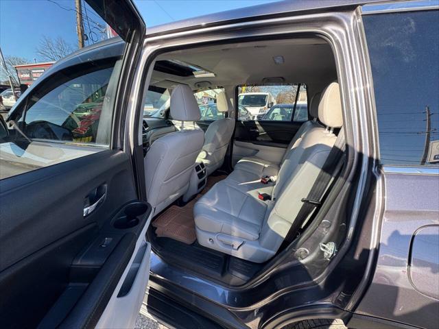 used 2017 Honda Pilot car, priced at $17,999