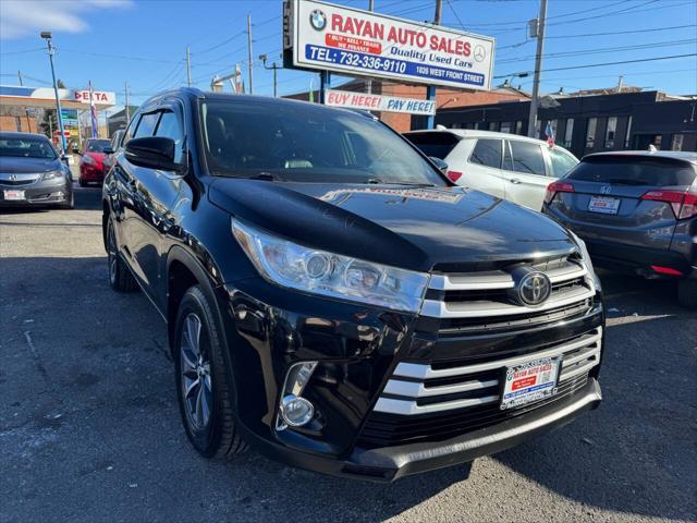 used 2017 Toyota Highlander car, priced at $17,999