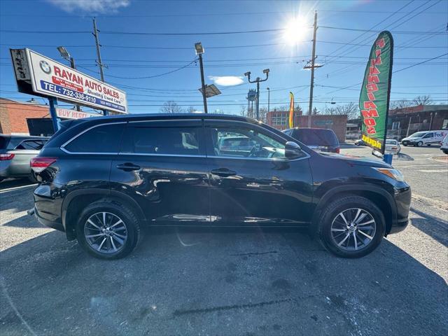 used 2017 Toyota Highlander car, priced at $17,999