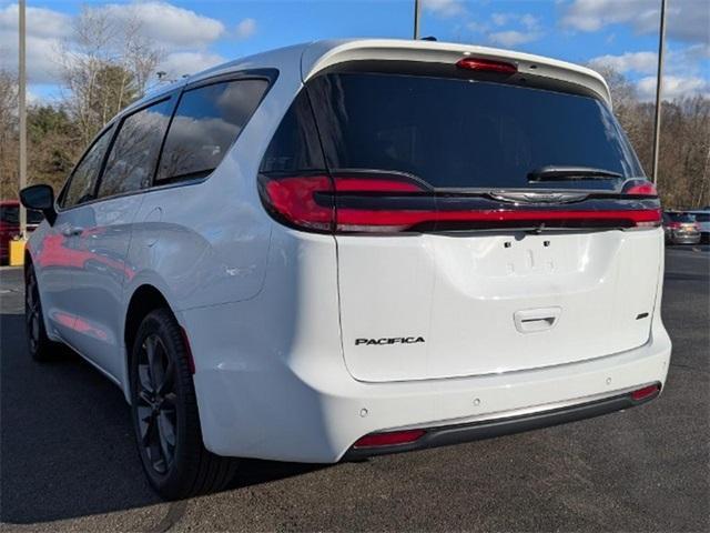 new 2026 Chrysler Pacifica car, priced at $45,560