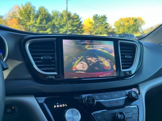 used 2024 Chrysler Pacifica car, priced at $29,995