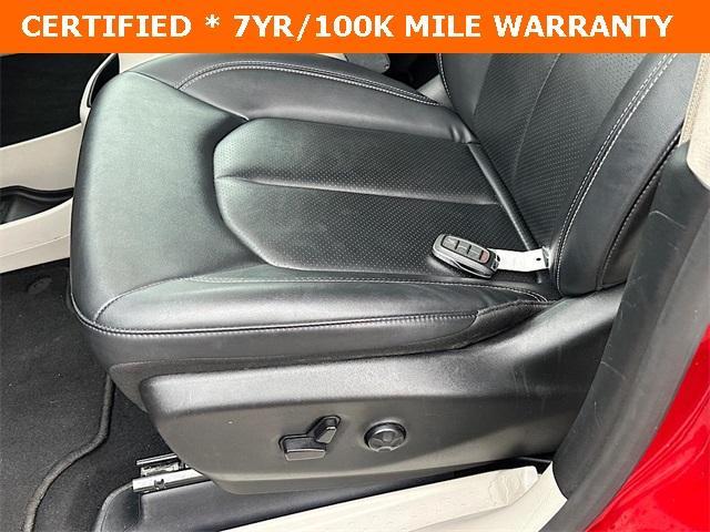 used 2024 Chrysler Pacifica car, priced at $28,775