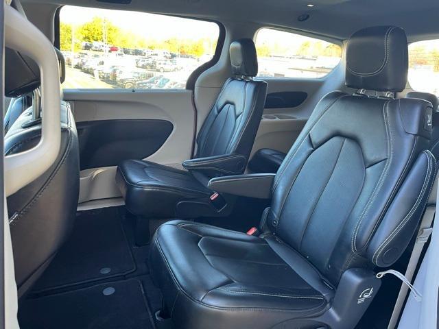 used 2024 Chrysler Pacifica car, priced at $29,995