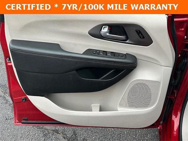 used 2024 Chrysler Pacifica car, priced at $28,775